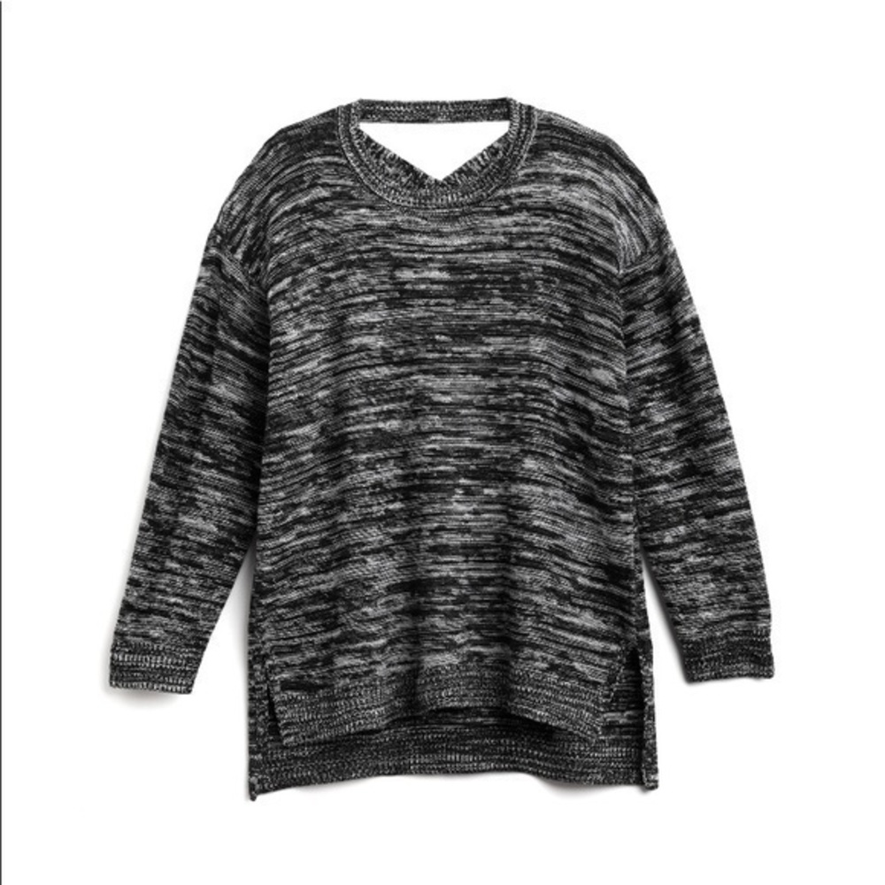 High-Low Sweater with Back Yoke Lace Up